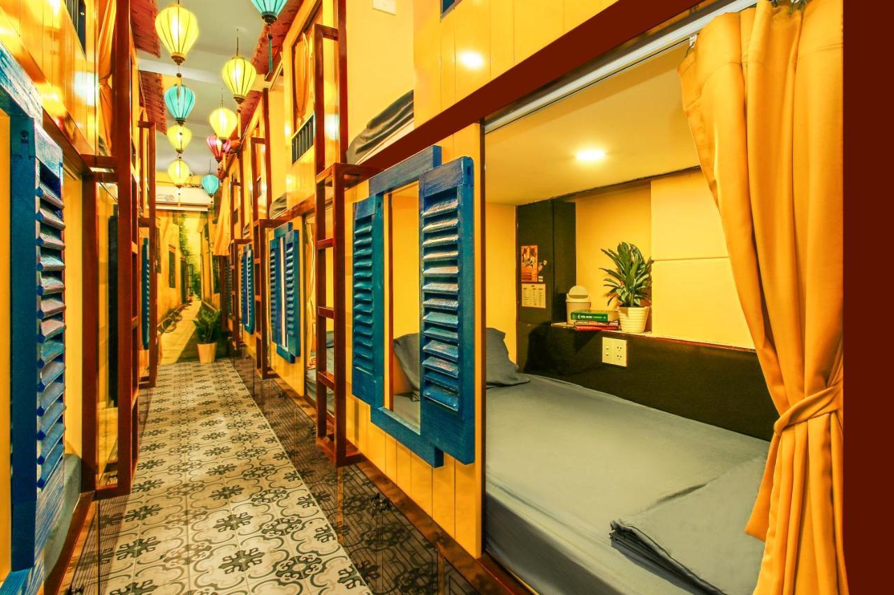 Grandma Lu'S Saigon Bui Vien Hostel Ho Chi Minh City Bagian luar foto
