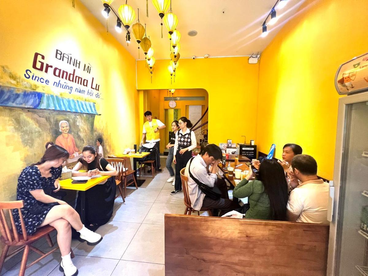 Grandma Lu'S Saigon Bui Vien Hostel Ho Chi Minh City Bagian luar foto