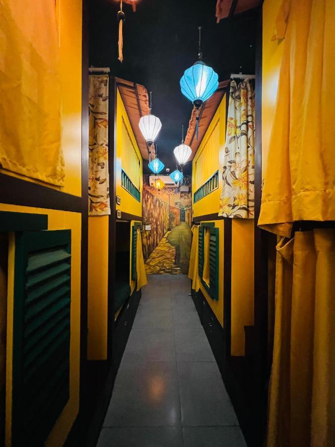 Grandma Lu'S Saigon Bui Vien Hostel Ho Chi Minh City Bagian luar foto