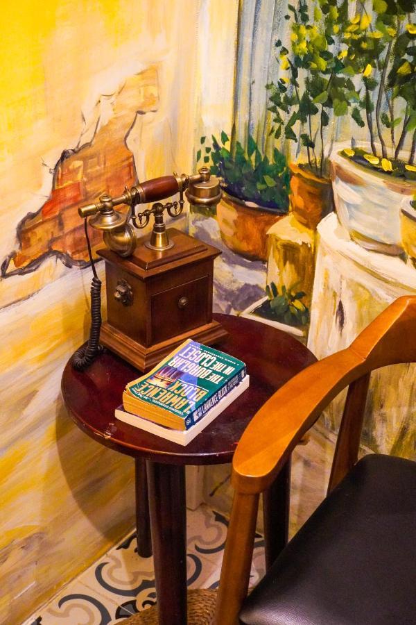 Grandma Lu'S Saigon Bui Vien Hostel Ho Chi Minh City Bagian luar foto