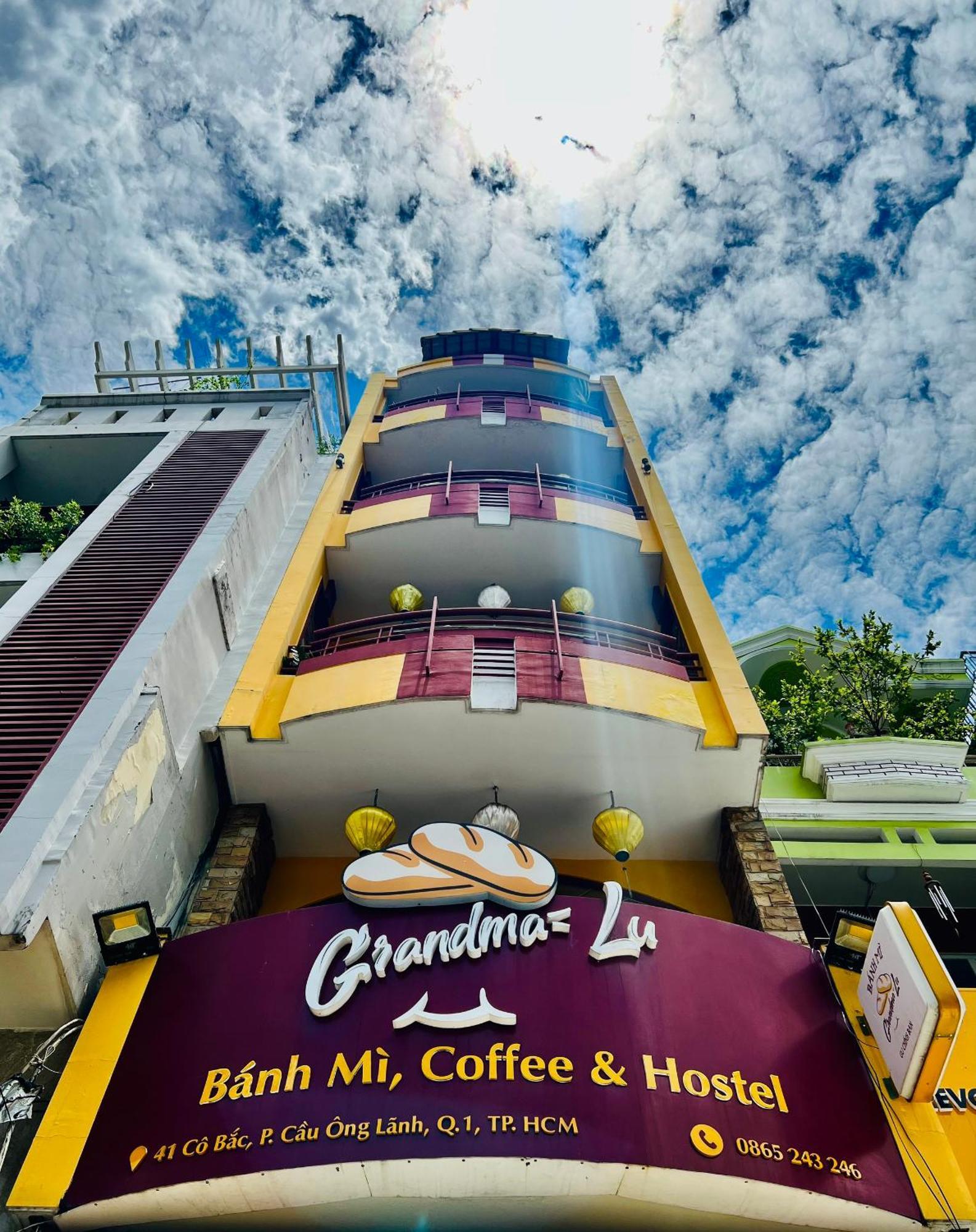 Grandma Lu'S Saigon Bui Vien Hostel Ho Chi Minh City Bagian luar foto
